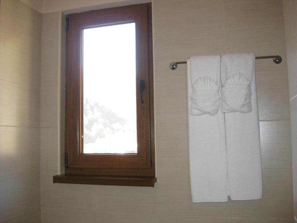 Family Hotel Veronika Devin Exterior photo
